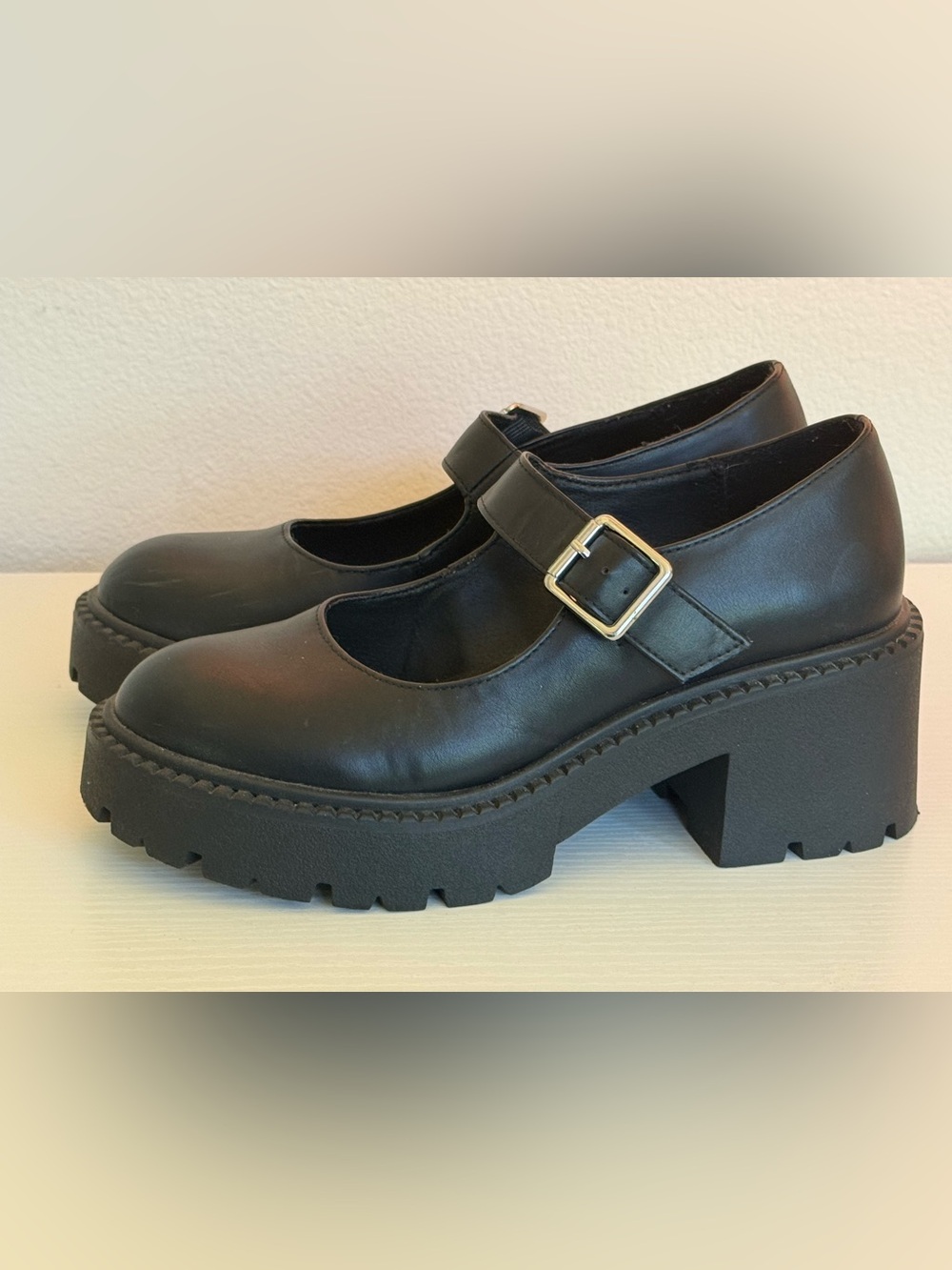 Madden Girl Mary Jane Chunky Heel Shoes - Size 7.5 - Picture 7 of 8